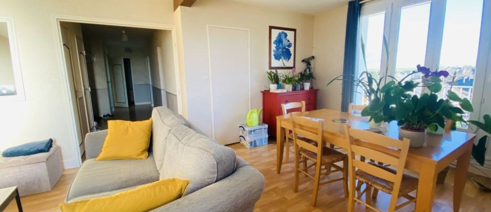 Appartement 3 pièces de 73 m² à Vouziers (08400)