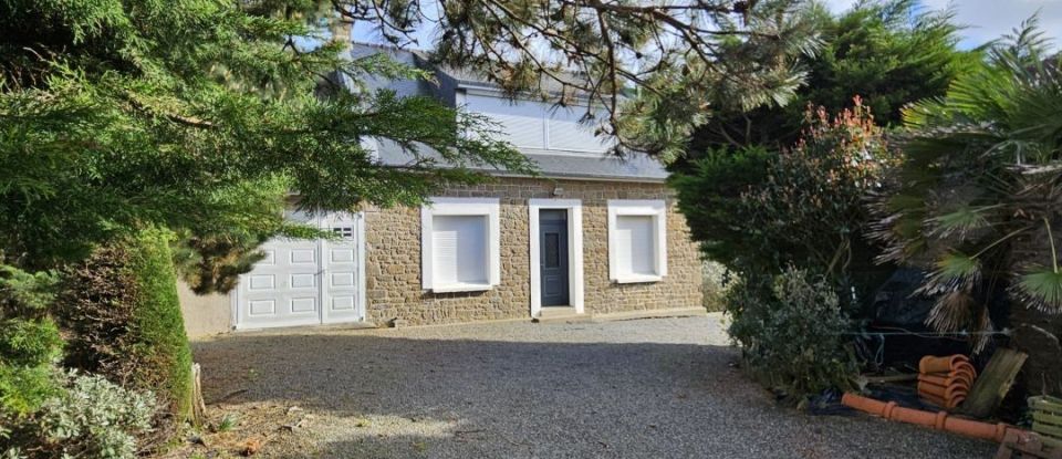 House 8 rooms of 140 m² in Cancale (35260)