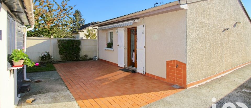 Traditional house 3 rooms of 60 m² in Montfermeil (93370)