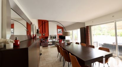 Mansion 11 rooms of 285 m² in Sautron (44880)