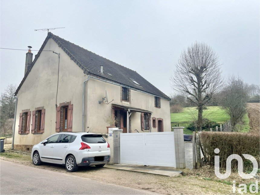 Maison traditionnelle 7 pièces de 147 m² à Dixmont (89500)