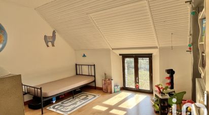 Maison traditionnelle 7 pièces de 147 m² à Dixmont (89500)
