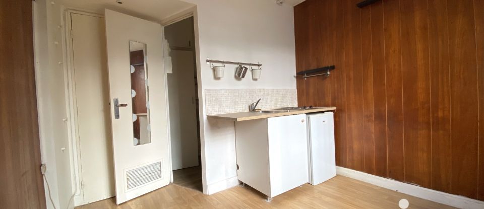 Appartement 1 pièce de 12 m² à Paris (75015)