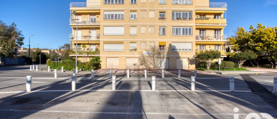 Appartement 4 pièces de 85 m² à Saint-Raphaël (83700)