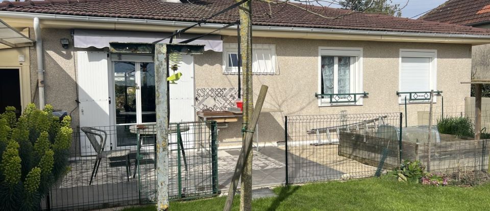 House 3 rooms of 107 m² in Courtenay (45320)