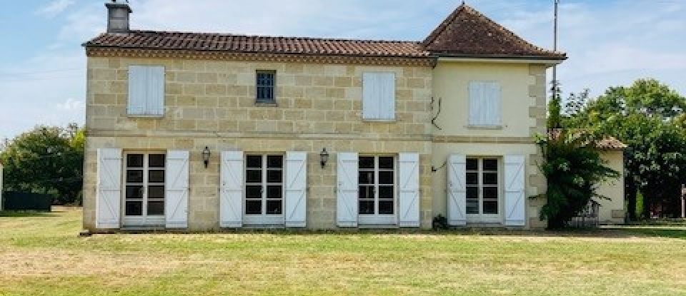 Demeure 7 pièces de 177 m² à Carignan-de-Bordeaux (33360)