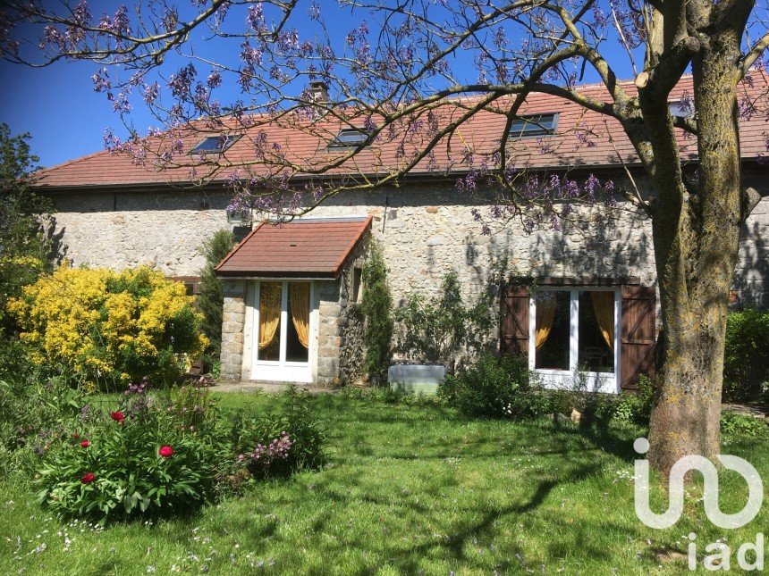 Country house 7 rooms of 270 m² in - (77560)