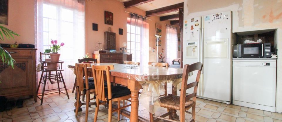 House 5 rooms of 78 m² in Calmels-et-le-Viala (12400)