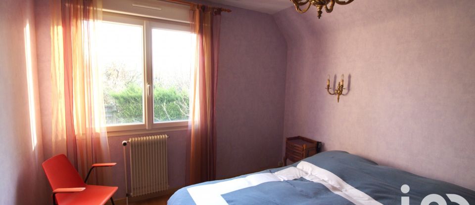 House 7 rooms of 125 m² in Chartres-de-Bretagne (35131)