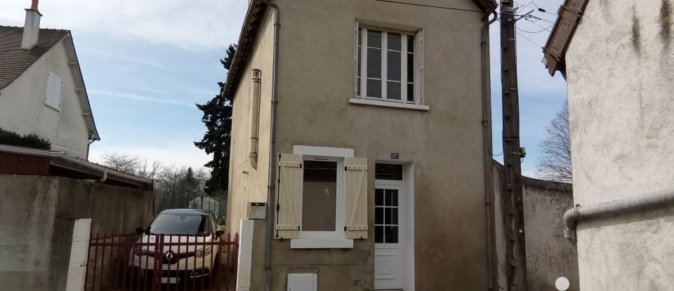 Maison 4 pièces de 76 m² à Argenton-sur-Creuse (36200)