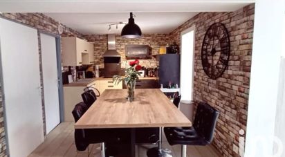 Traditional house 5 rooms of 122 m² in Narbonne (11100)