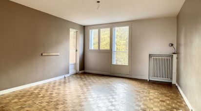 Appartement 4 pièces de 77 m² à Saint-Cyr-l'École (78210)