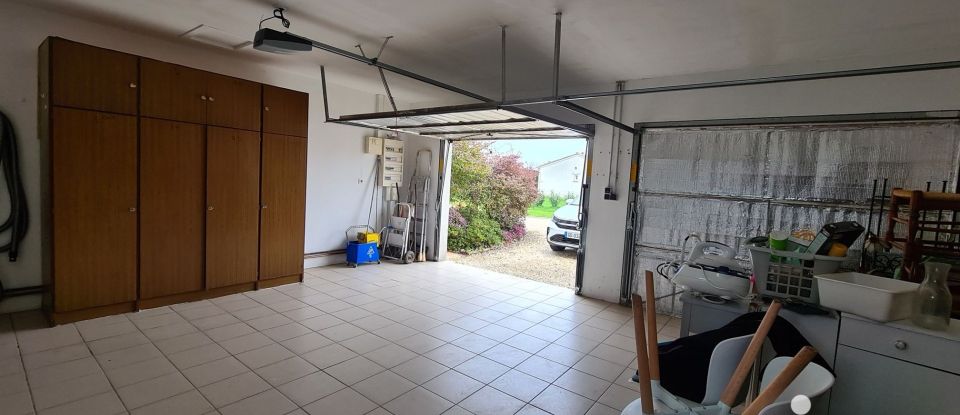 House 4 rooms of 113 m² in La Force (24130)