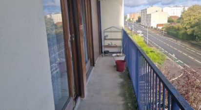 Apartment 3 rooms of 72 m² in Troyes (10000)