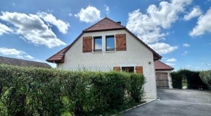 House 5 rooms of 138 m² in Aussevielle (64230)