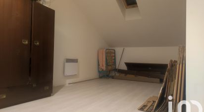 House 4 rooms of 87 m² in Les Hautes-Rivières (08800)
