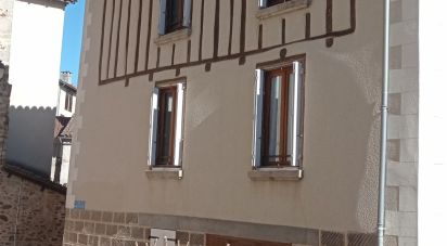 Town house 4 rooms of 120 m² in Maurs (15600)