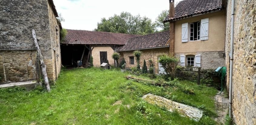 House 8 rooms of 240 m² in Molières (24480)