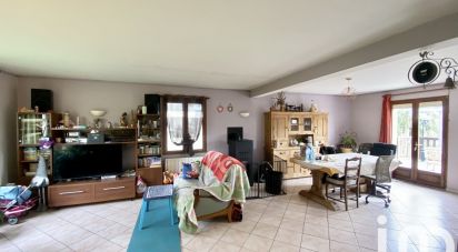 Maison traditionnelle 6 pièces de 153 m² à Coulommiers (77120)