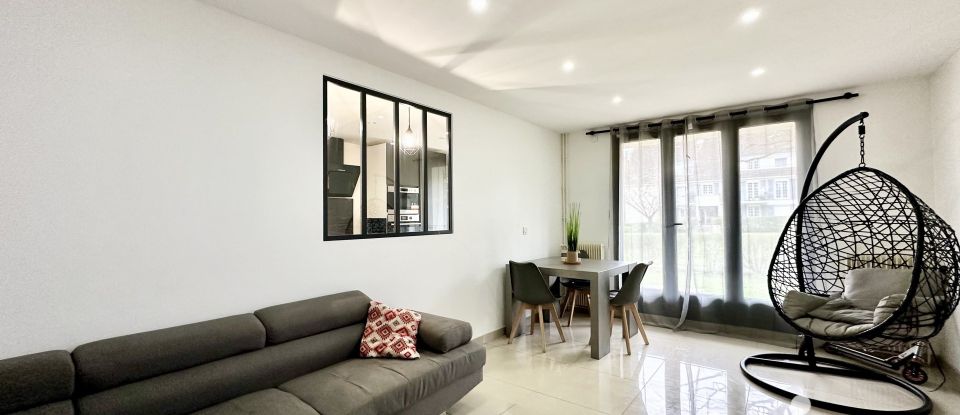 Apartment 4 rooms of 73 m² in Pontpoint (60700)