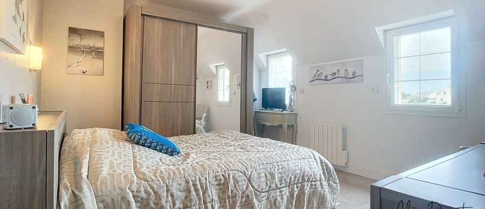 House 4 rooms of 118 m² in Anneville-en-Saire (50760)