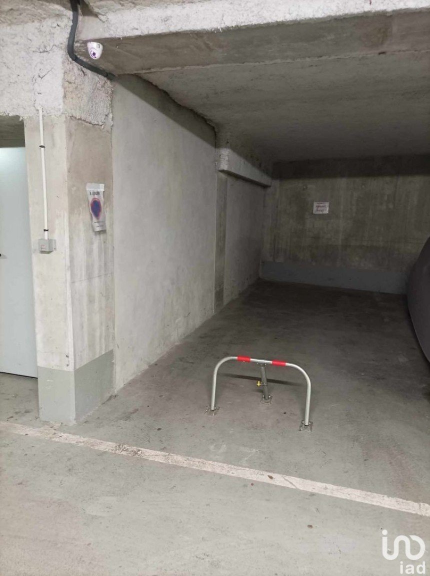 Parking/garage/box de 16 m² à Quincy-sous-Sénart (91480)