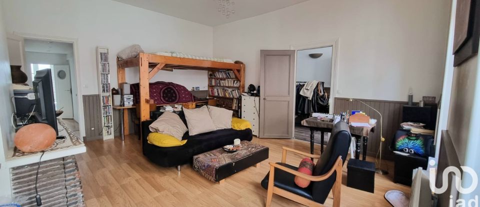 Appartement 2 pièces de 84 m² à Corbeil-Essonnes (91100)