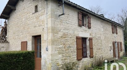 House 4 rooms of 96 m² in Périgné (79170)