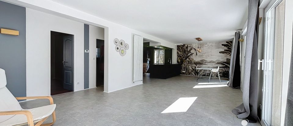 Maison 8 pièces de 173 m² à Amboise (37400)