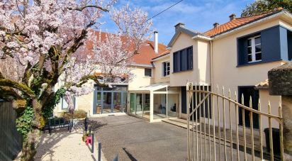 House 11 rooms of 324 m² in Bonneuil-Matours (86210)