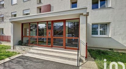 Appartement 3 pièces de 63 m² à Saint-Michel-sur-Orge (91240)