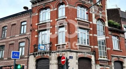 Building in Lille (59000) of 220 m²