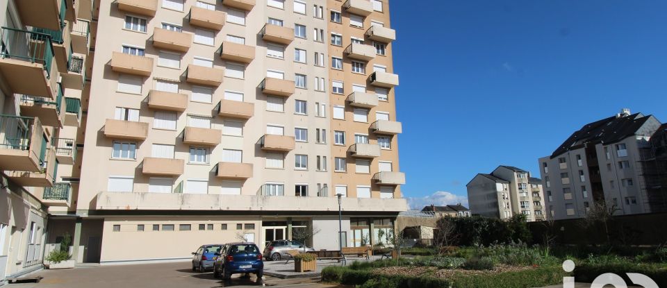 Apartment 3 rooms of 68 m² in Le Mans (72000)