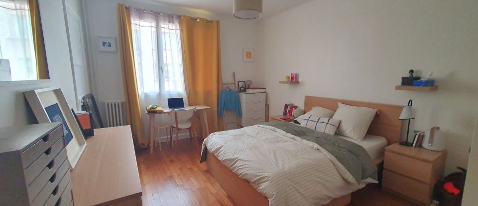 Appartement 3 pièces de 66 m² à Paris (75014)