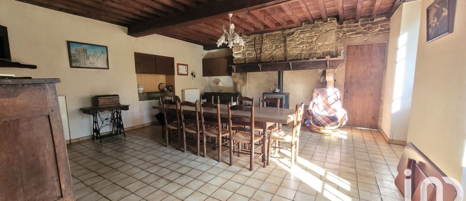 Traditional house 5 rooms of 182 m² in Bosdarros (64290)