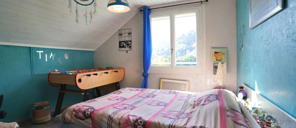 House 5 rooms of 123 m² in Boëge (74420)