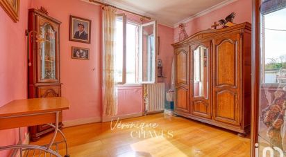 House 8 rooms of 150 m² in Colombes (92700)