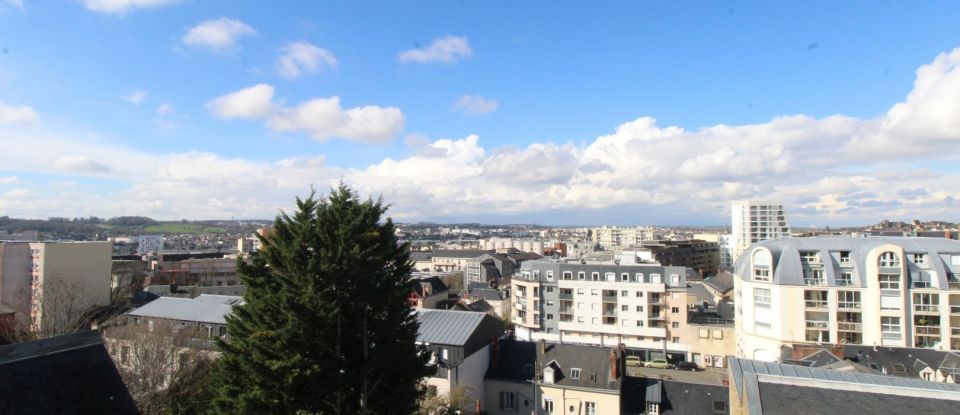 Apartment 3 rooms of 74 m² in Le Mans (72000)