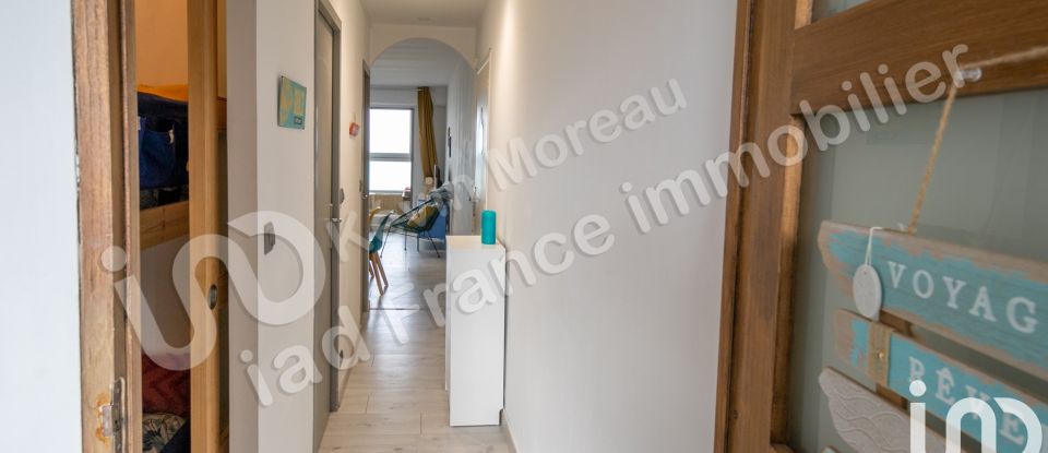 Apartment 2 rooms of 39 m² in Courseulles-sur-Mer (14470)