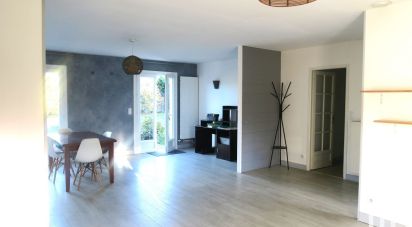 House 5 rooms of 116 m² in Montmorillon (86500)