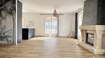 Maison 8 pièces de 202 m² à Bruges (33520)