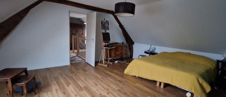 Maison traditionnelle 6 pièces de 150 m² à Doudeville (76560)