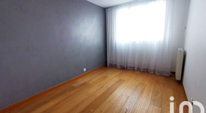 Apartment 4 rooms of 83 m² in Chilly-Mazarin (91380)