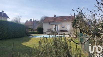House 7 rooms of 129 m² in Moret Loing et Orvanne (77250)