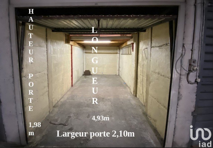 Parking of 12 m² in Nice (06000)
