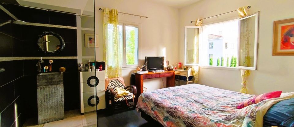 House 7 rooms of 124 m² in Le Revest-les-Eaux (83200)