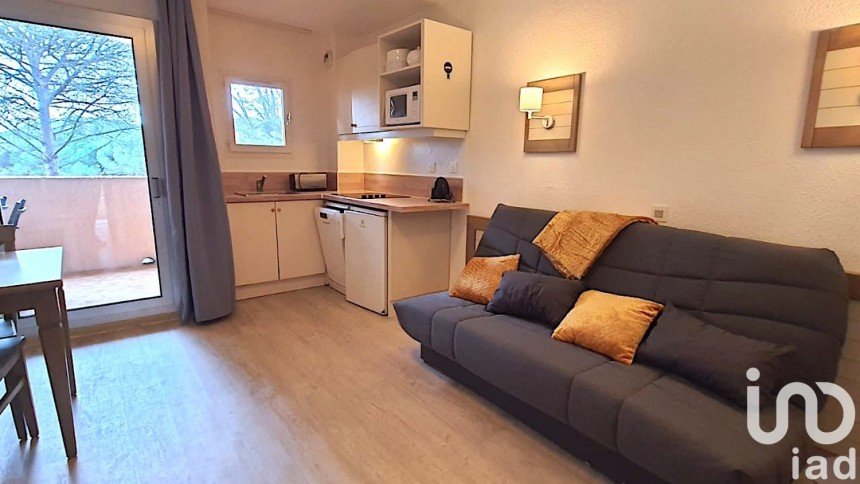 Apartment 1 room of 25 m² in Saint-Raphaël (83700)