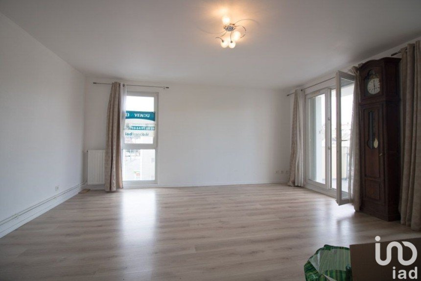 Apartment 3 rooms of 74 m² in Margny-lès-Compiègne (60280)