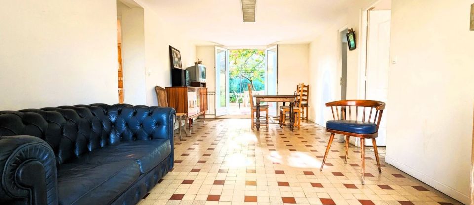 Traditional house 8 rooms of 145 m² in Toulon (83000)