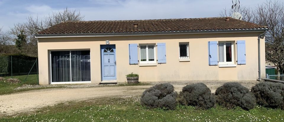 Maison 5 pièces de 90 m² à Montmoreau-Saint-Cybard (16190)